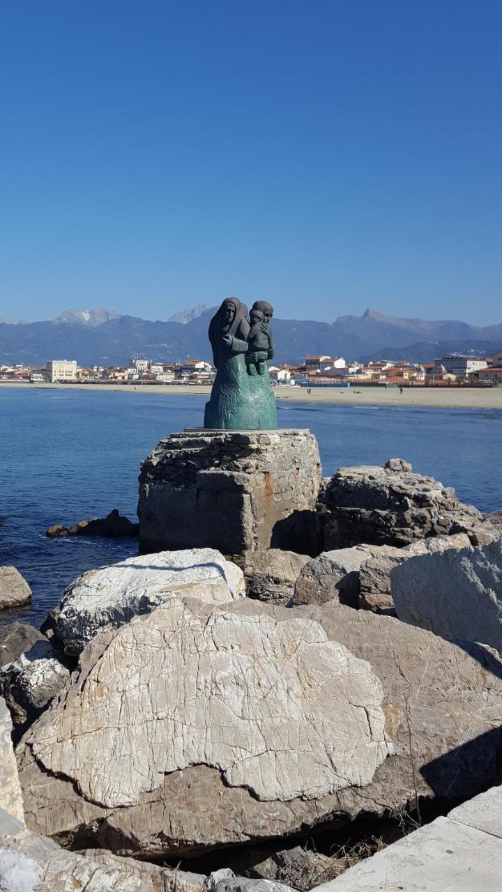 Hotel Sauro Viareggio Dış mekan fotoğraf